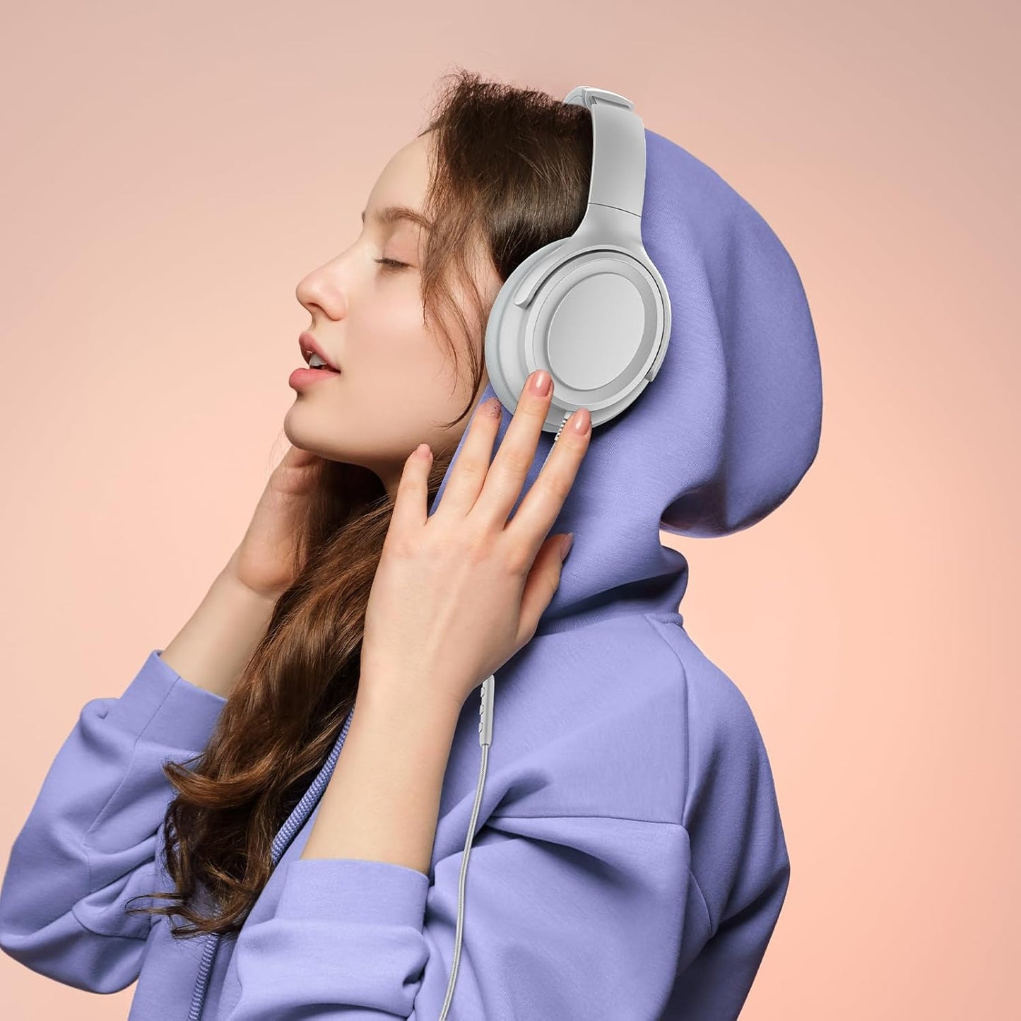 Wired Over-Ear Headphones with USB C Connector, Hi-Fi Stereo Sound, Noise-Isolating Ear Cups, Comfortable Fit for USB C Devices (No Bag, Silver)