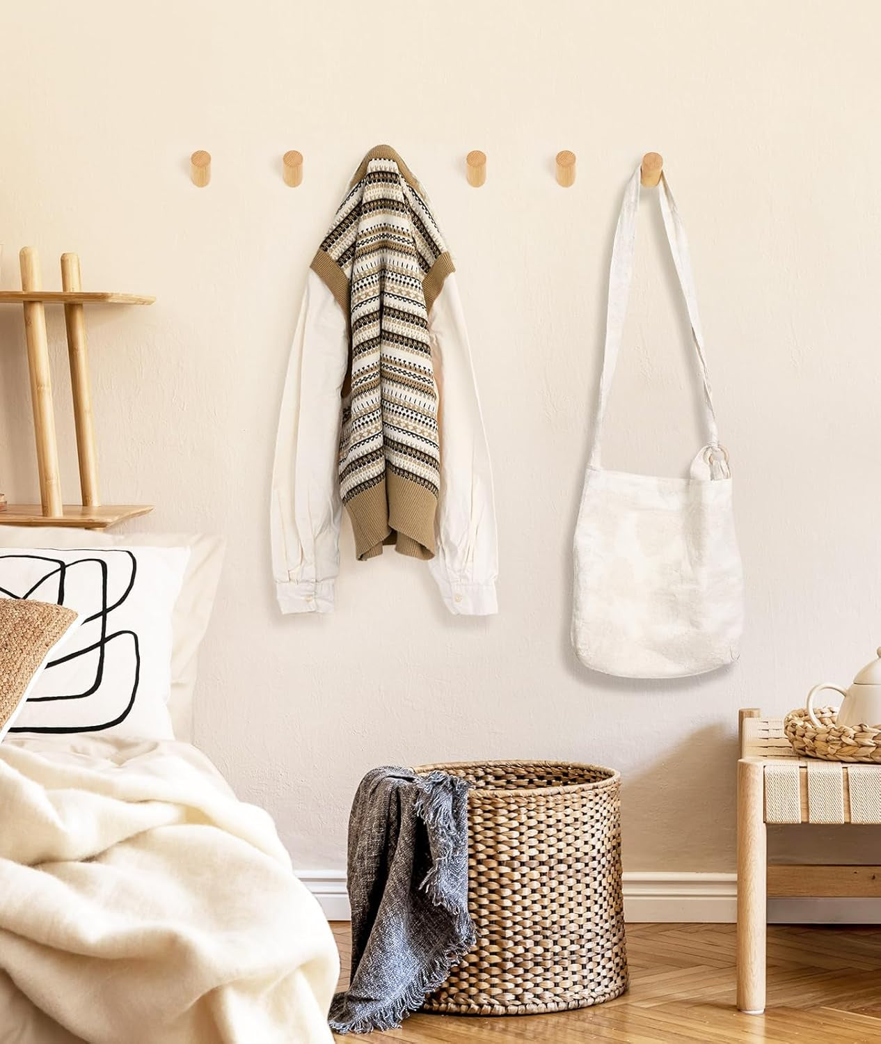 Wood Wall Hooks for Hanging, 4 Pack Hat Hook for Walls, Coat Hook Wall Mount, Backpack Hooks for Walls, Bathroom Towel Hanger (Natural)